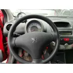 PEUGEOT 107 PEUGEOT 107 '2006 URBAN ROJO 2005