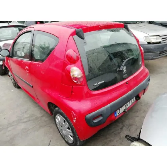 PEUGEOT 107 '2006 URBAN ROJO