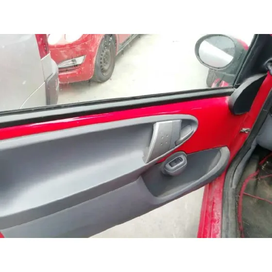PEUGEOT 107 '2006 URBAN ROJO