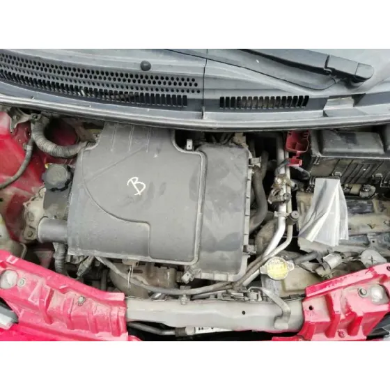PEUGEOT 107 '2006 URBAN ROJO