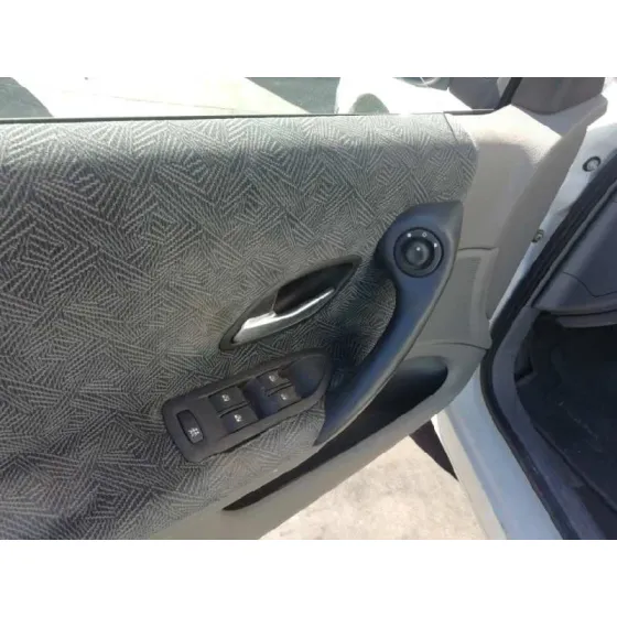 RENAULT LAGUNA II (BG0) '2002 AUTHENTIQUE BLANCO
