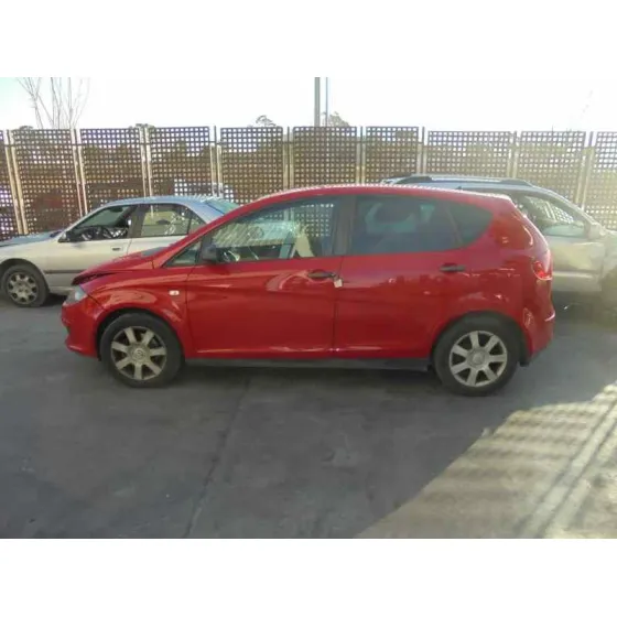 SEAT ALTEA (5P1) '2005 1.9 TDI ROJO