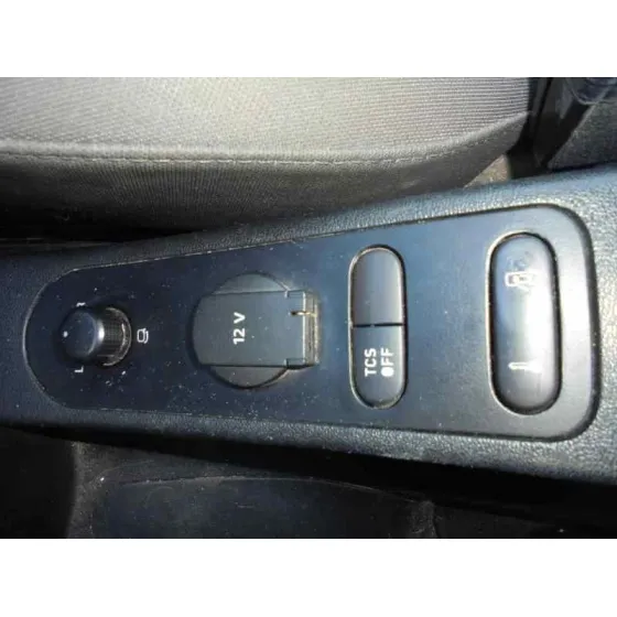 SEAT ALTEA (5P1) '2005 1.9 TDI ROJO