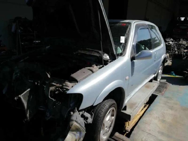 PEUGEOT 106 (S2) '2001 SPORT PACK AZUL