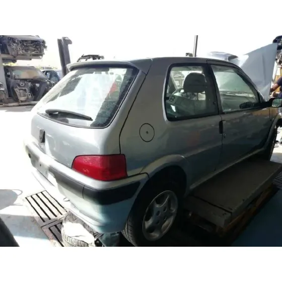 PEUGEOT 106 (S2) '2001 SPORT PACK AZUL