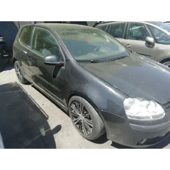 VOLKSWAGEN GOLF V BERLINA (1K1) '2004 2.0 TDI NEGRO