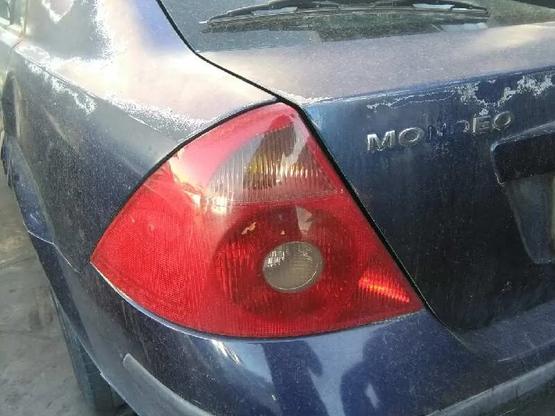 FORD MONDEO BERLINA (GE) '2003 AMBIENTE AZUL