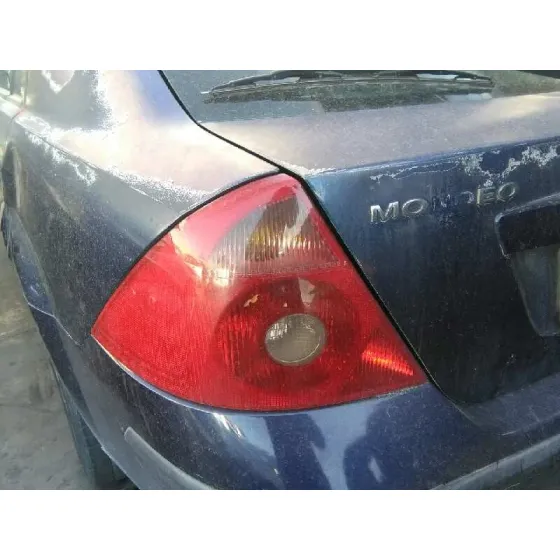 FORD MONDEO BERLINA (GE) '2003 AMBIENTE AZUL