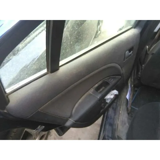 FORD MONDEO BERLINA (GE) '2003 AMBIENTE AZUL