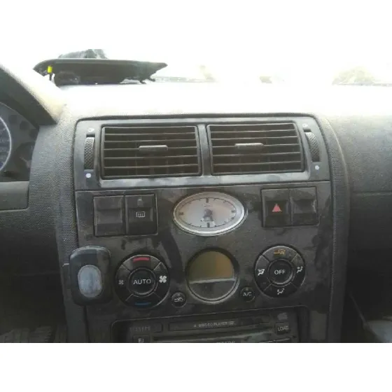 FORD MONDEO BERLINA (GE) '2003 AMBIENTE AZUL