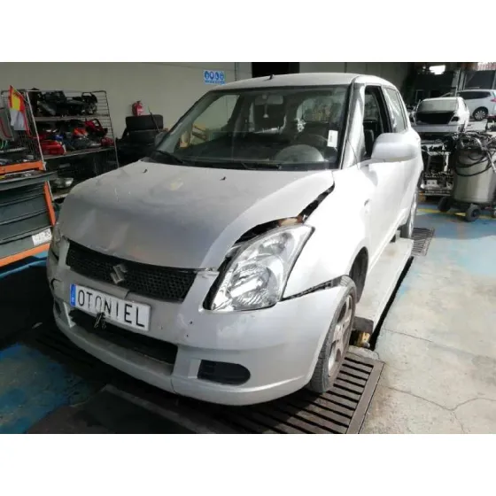 SUZUKI SWIFT BERLINA (MZ) '2006 GL (5-PTAS.) PLATA