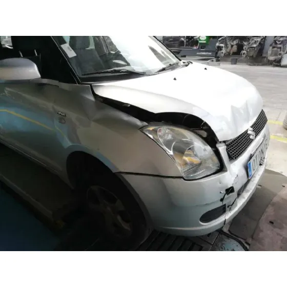 SUZUKI SWIFT BERLINA (MZ) '2006 GL (5-PTAS.) PLATA