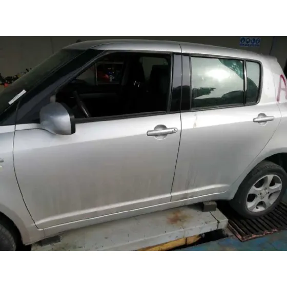 SUZUKI SWIFT BERLINA (MZ) '2006 GL (5-PTAS.) PLATA
