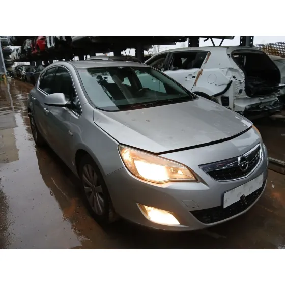 MOTOR A17DTR 92KW. CAMBIO MANUAL 6V CVF/KW: 12,02/92