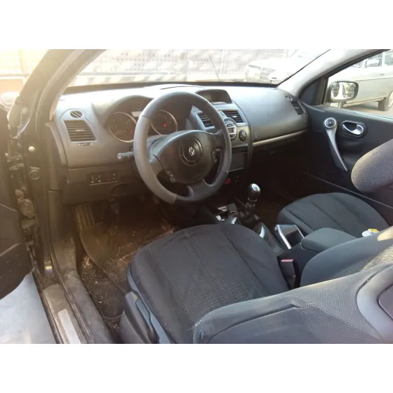 Renault MEGANE II (BM0/1_, CM0/1_) 2005