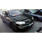 RENAULT MEGANE II BERLINA 5P RENAULT MEGANE II BERLINA 5P '2003 CONFORT AUTHENTIQUE NEGRO 2002