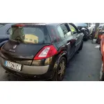 RENAULT MEGANE II BERLINA 5P RENAULT MEGANE II BERLINA 5P '2003 CONFORT AUTHENTIQUE NEGRO 2002