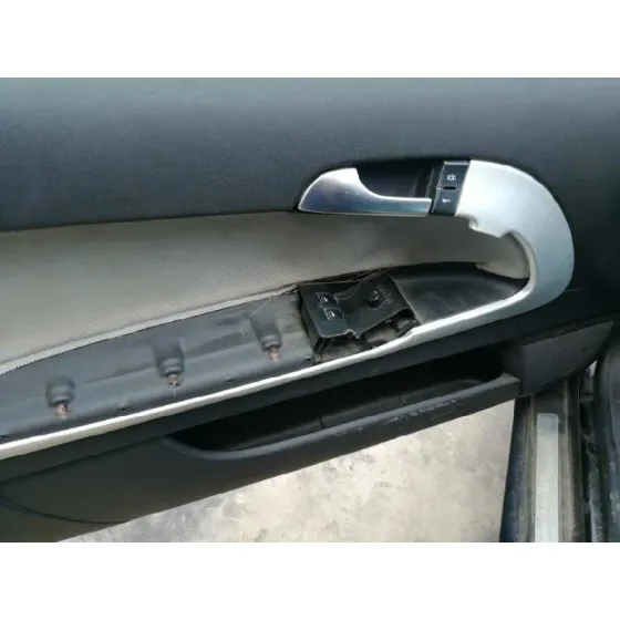 AUDI A3 (8P) '2005 2.0 TFSI AMBIENTE QUATTRO NEGRO