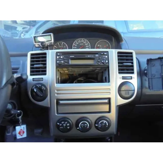 NISSAN X-TRAIL (T30) '2006 COMFORT BLANCO