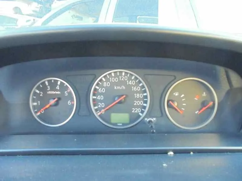 NISSAN X-TRAIL (T30) '2006 COMFORT BLANCO