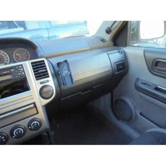 NISSAN X-TRAIL (T30) '2006 COMFORT BLANCO