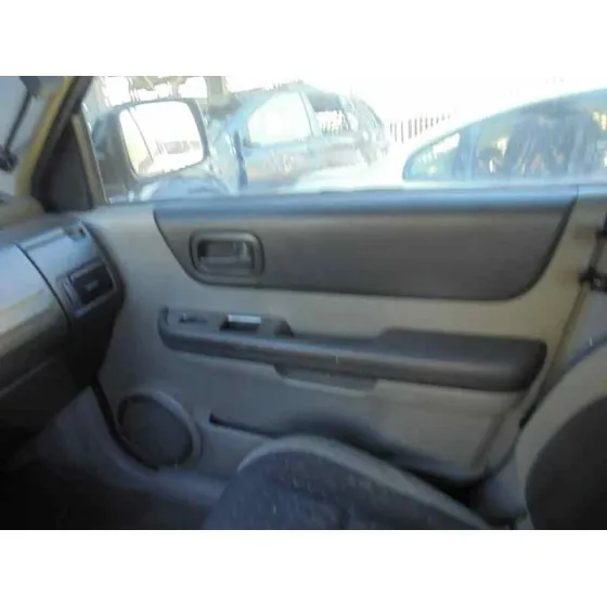 NISSAN X-TRAIL (T30) '2006 COMFORT BLANCO