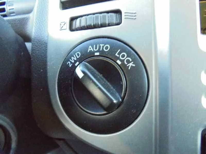 NISSAN X-TRAIL (T30) '2006 COMFORT BLANCO