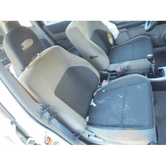 NISSAN X-TRAIL (T30) '2006 COMFORT BLANCO