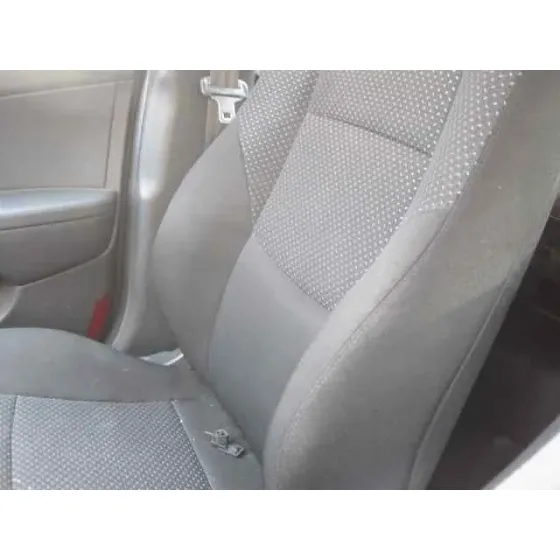 HYUNDAI I30 '2011 CLASSIC BLANCO