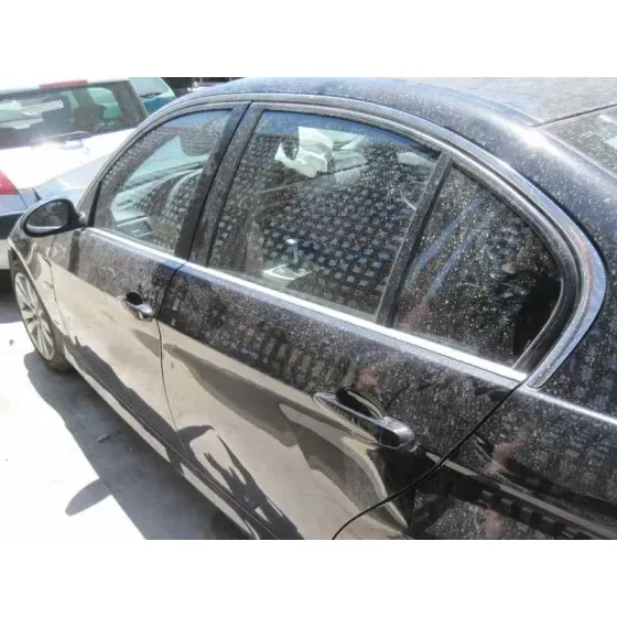 BMW SERIE 3 BERLINA (E90) '2005 320D NEGRO