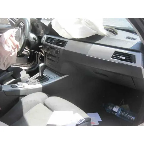 BMW SERIE 3 BERLINA (E90) '2005 320D NEGRO