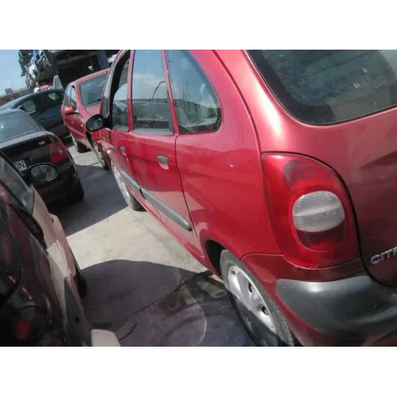 CITROEN XSARA PICASSO '2002 2.0 HDI EXCLUSIVE ROJO