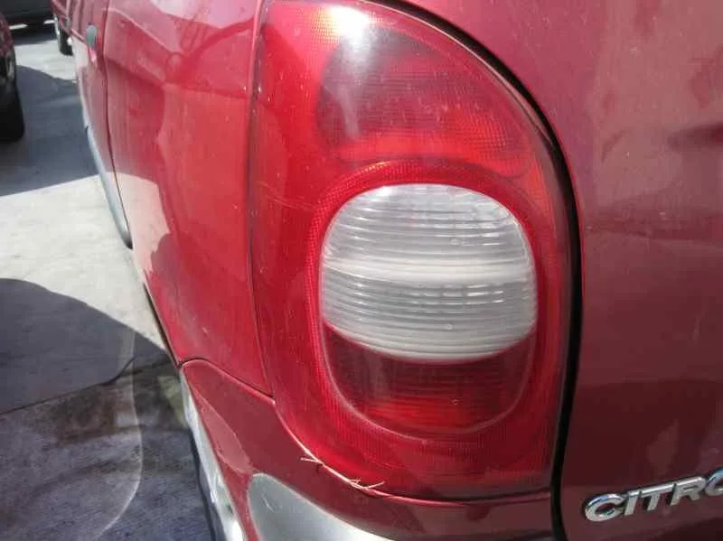 CITROEN XSARA PICASSO '2002 2.0 HDI EXCLUSIVE ROJO