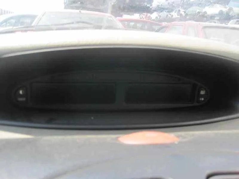 CITROEN XSARA PICASSO '2002 2.0 HDI EXCLUSIVE ROJO