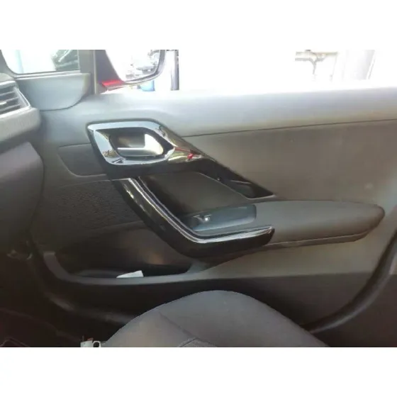 PEUGEOT 208 '2017 1.6 BLUE-HDI FAP ROJO