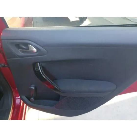 PEUGEOT 208 '2017 1.6 BLUE-HDI FAP ROJO