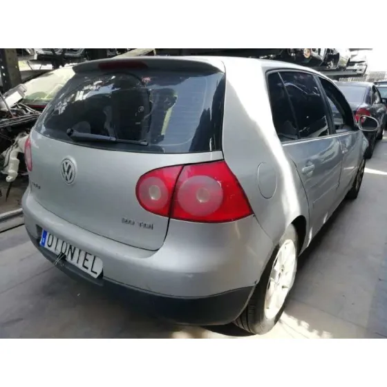 VOLKSWAGEN GOLF V BERLINA (1K1) '2005 2.0 TDI GRIS