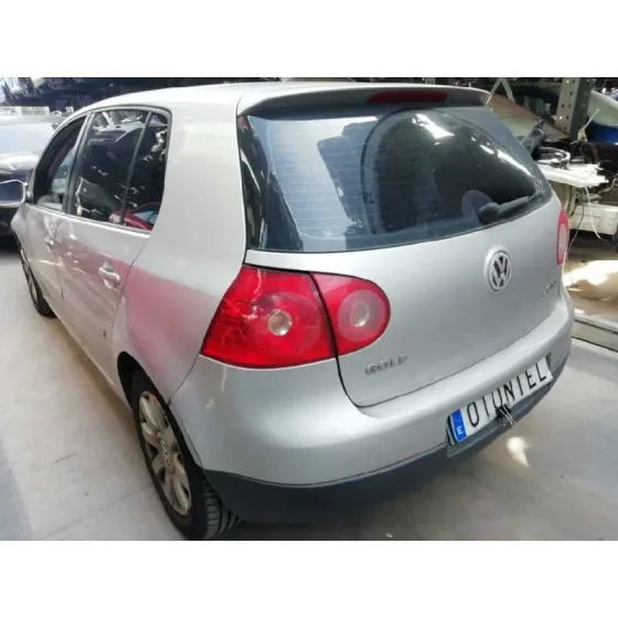 VOLKSWAGEN GOLF V BERLINA (1K1) '2005 2.0 TDI GRIS