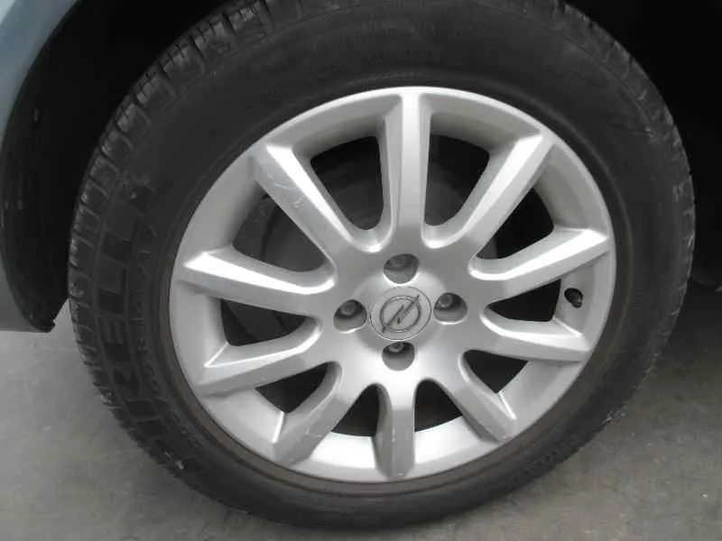 OPEL ASTRA H BERLINA OPEL ASTRA H BERLINA '2005 1.6 16V GRIS 2004