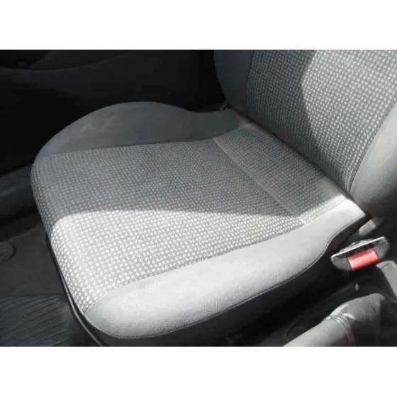 OPEL CORSA C '2003 CLUB ROJO