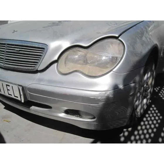MERCEDES CLASE C (W203) BERLINA '2004 220 CDI (203.006) PLATA