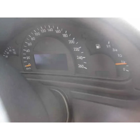 MERCEDES CLASE C (W203) BERLINA '2004 220 CDI (203.006) PLATA