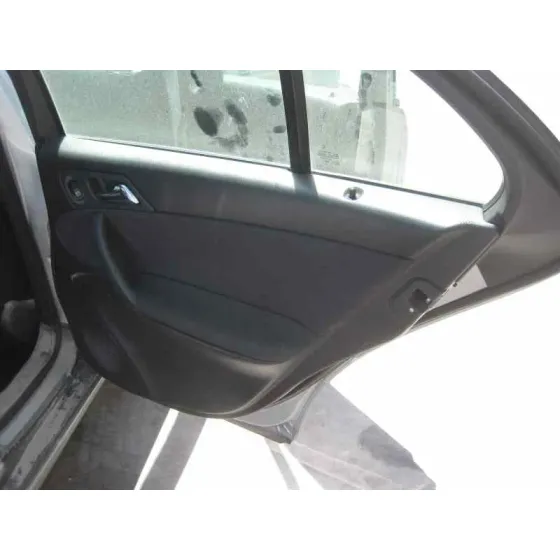 MERCEDES CLASE C (W203) BERLINA '2004 220 CDI (203.006) PLATA