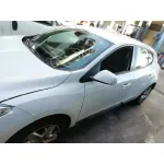 RENAULT MEGANE III BERLINA 5 P RENAULT MEGANE III BERLINA 5 P '2013 EXPRESSION BLANCO 2012