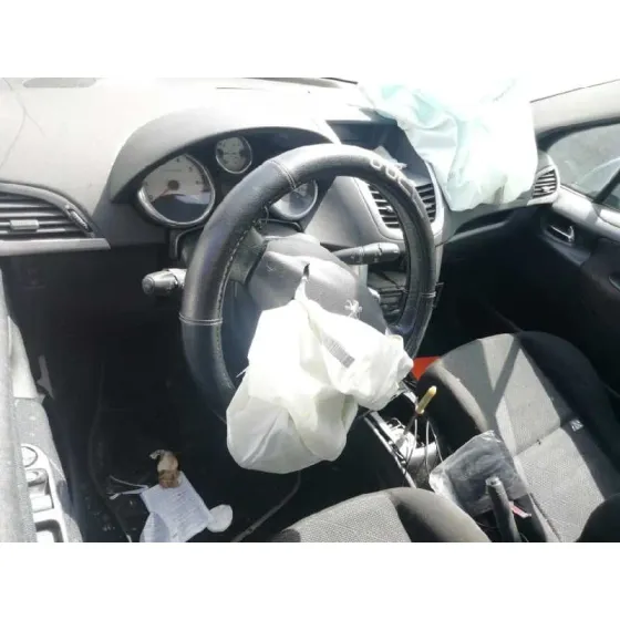 PEUGEOT 207 '2007 XT PACK NEGRO