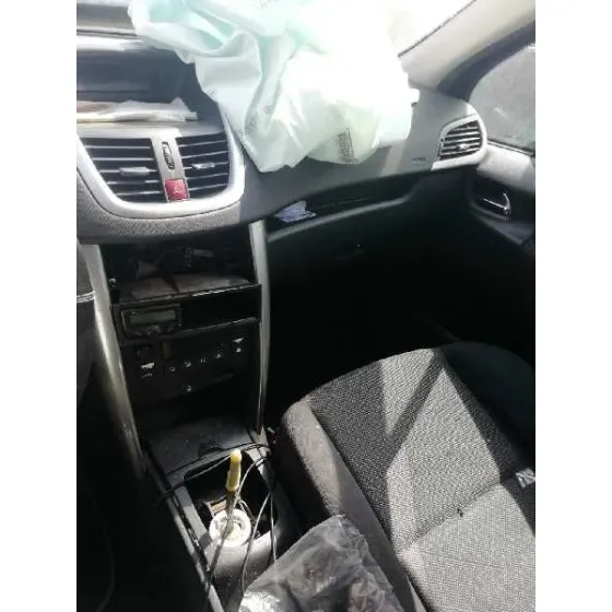 PEUGEOT 207 '2007 XT PACK NEGRO