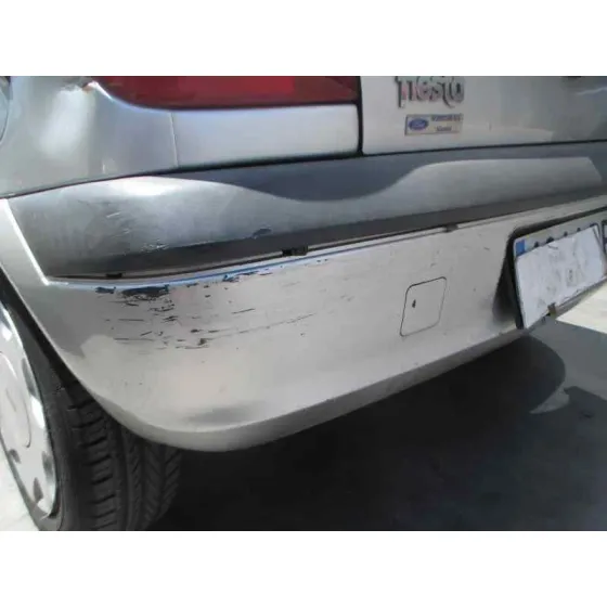 FORD FIESTA BERLINA (DX) '2001 AMBIENTE GRIS