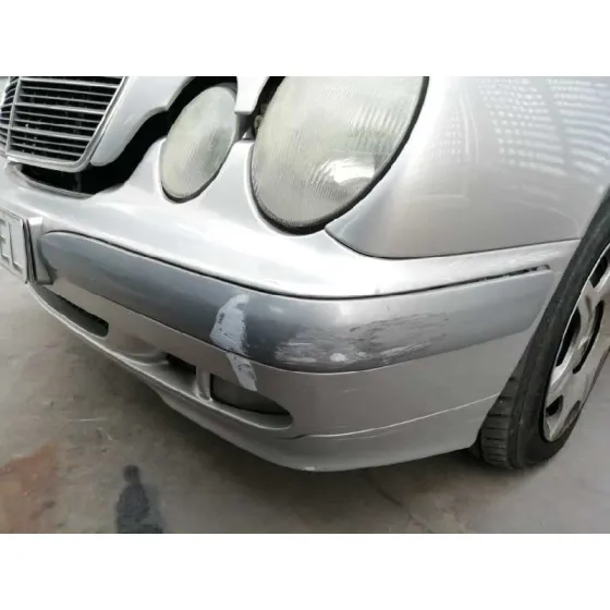 MERCEDES CLASE E (W210) BERLINA DIESEL '2002 2.7 CDI 20V CAT PLATA
