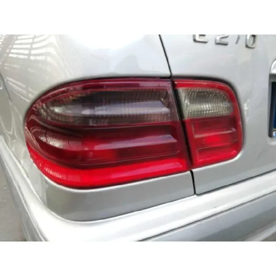 MERCEDES CLASE E (W210) BERLINA DIESEL '2002 2.7 CDI 20V CAT PLATA