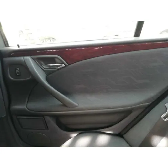 MERCEDES CLASE E (W210) BERLINA DIESEL '2002 2.7 CDI 20V CAT PLATA